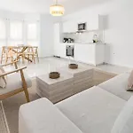 Apartment Lnm5.30 - Great Location With Private Roof Terrace *