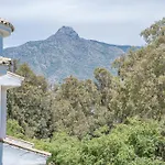 Apartment Lnm5.30 - Great Location With Private Roof Terrace Marbella