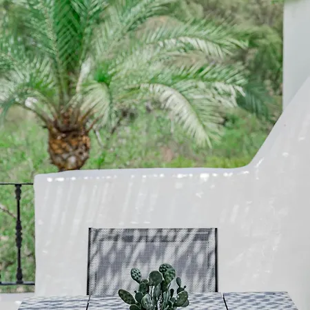 شقة Lnm5.30 - Great Location With Private Roof Terrace