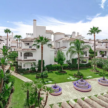 Lnm5.30 - Great Location With Private Roof Terrace Marbella