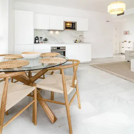 Lnm5.30 - Great Location With Private Roof Terrace Lejlighed Marbella