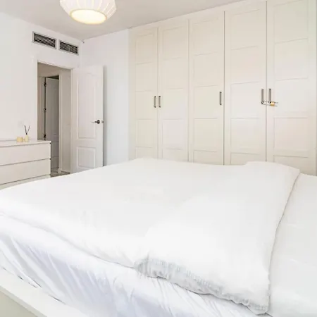Lejlighed Lnm5.30 - Great Location With Private Roof Terrace Marbella