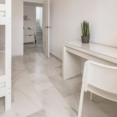 Lejlighed Lnm5.30 - Great Location With Private Roof Terrace