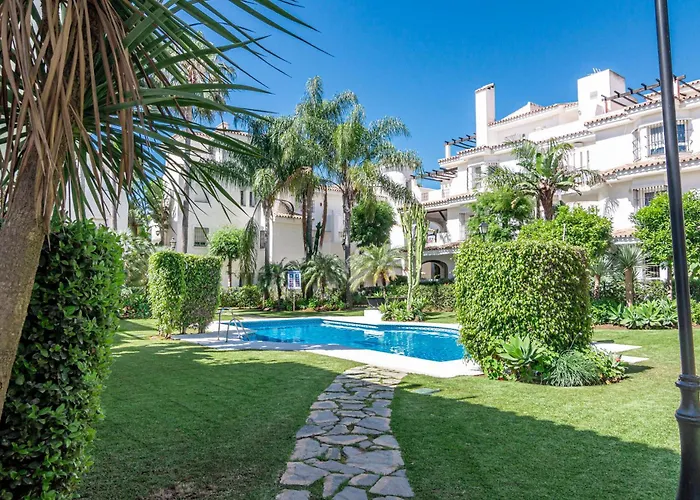 Lnm5.30 - Great Location With Private Roof Terrace * Марбелья