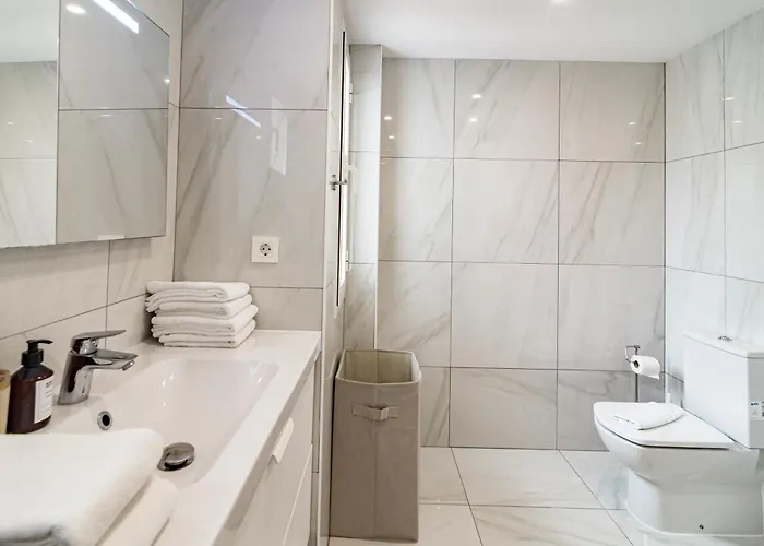 Lnm5.30 - Great Location With Private Roof Terrace Марбелья