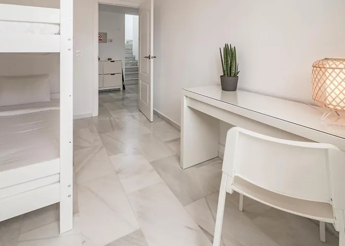 Lnm5.30 - Great Location With Private Roof Terrace * マルベーリャ