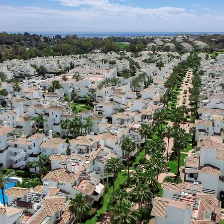 Apartment Lnm5.30 - Great Location With Private Roof Terrace *